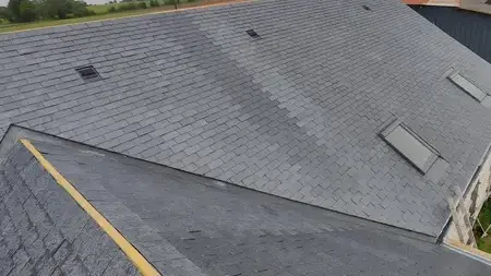 couvreur à Ernée - image 2